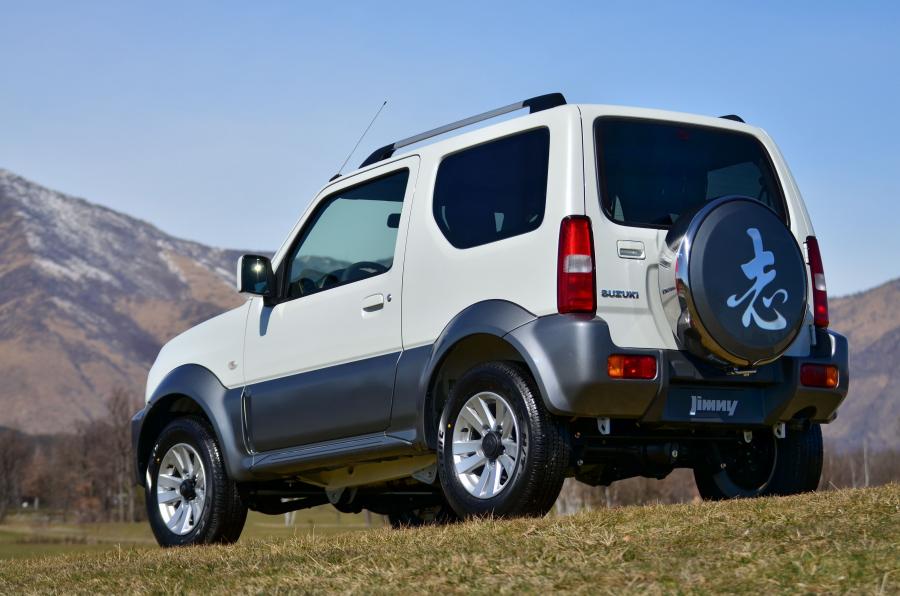  Suzuki Jimny Ambition 2015 года  (фото 13 из 17)